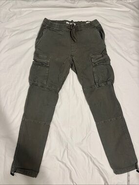PacSun Men's Cargo Jogger Pants in Olive